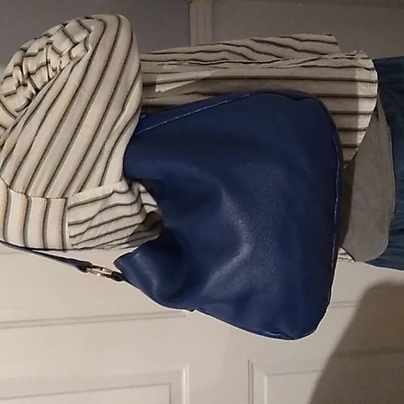 Authentic Laggo Genuine Blue Leather Hobo Shoulder Bag - Picture 7 of 16